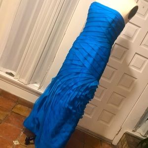 Carmen Marc Valvo blue gown size 10